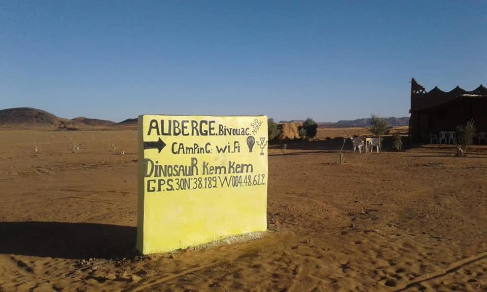 Auberge Dinosaur Kem Kem Hotel Tafraoute Sidi Ali Exterior photo