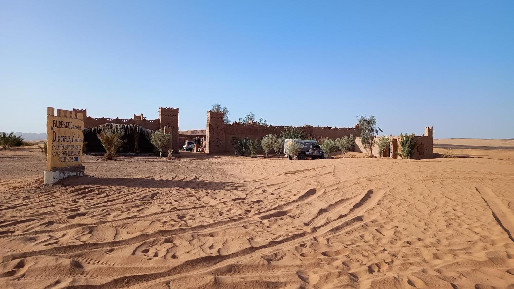 Auberge Dinosaur Kem Kem Hotel Tafraoute Sidi Ali Exterior photo