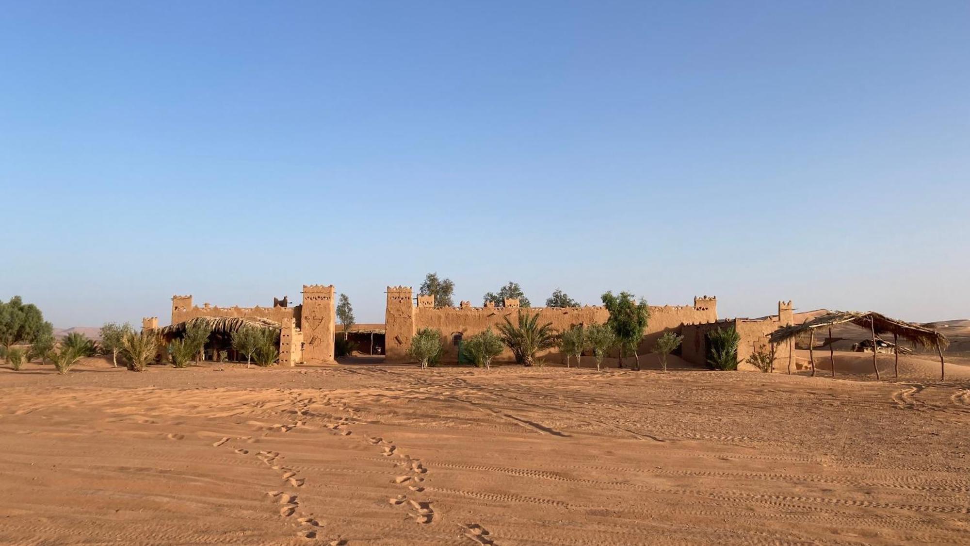 Auberge Dinosaur Kem Kem Hotel Tafraoute Sidi Ali Exterior photo